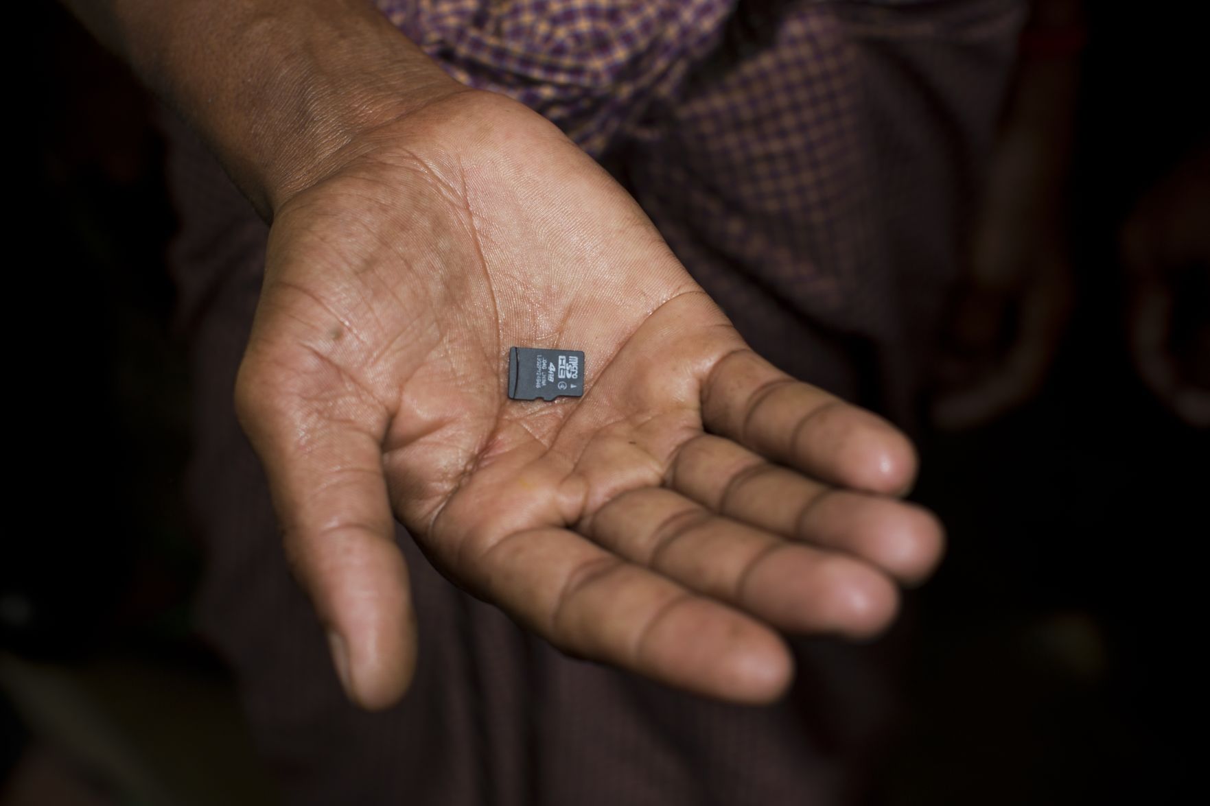 Bangladesh Myanmar Attacks - The Things They Carry